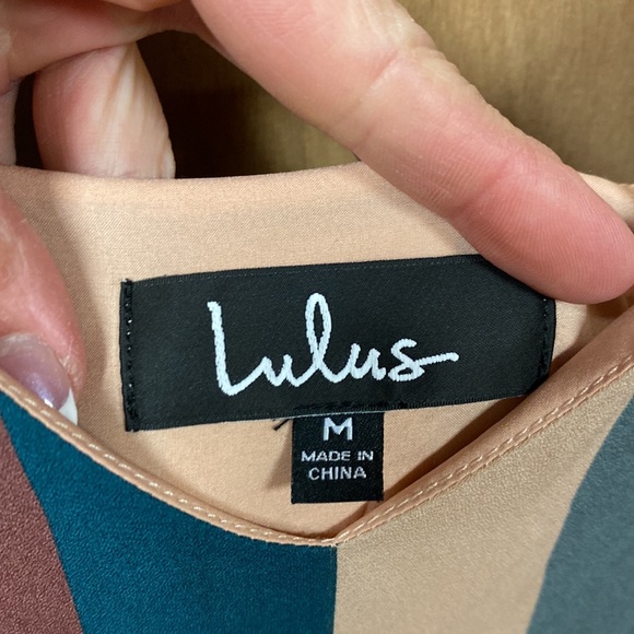 Lulus dress size medium. - Picture 2 of 4